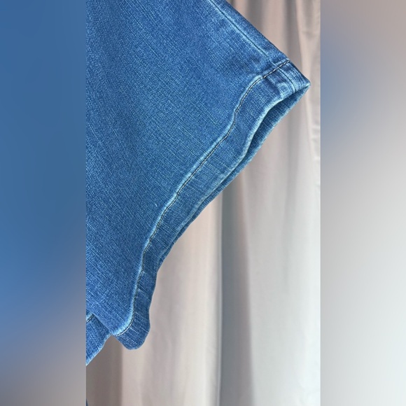 WHBM “Mariner” Wide Leg Jeans – Size 8 | Nautical Chic | Tummy Control Power - Picture 15 of 16